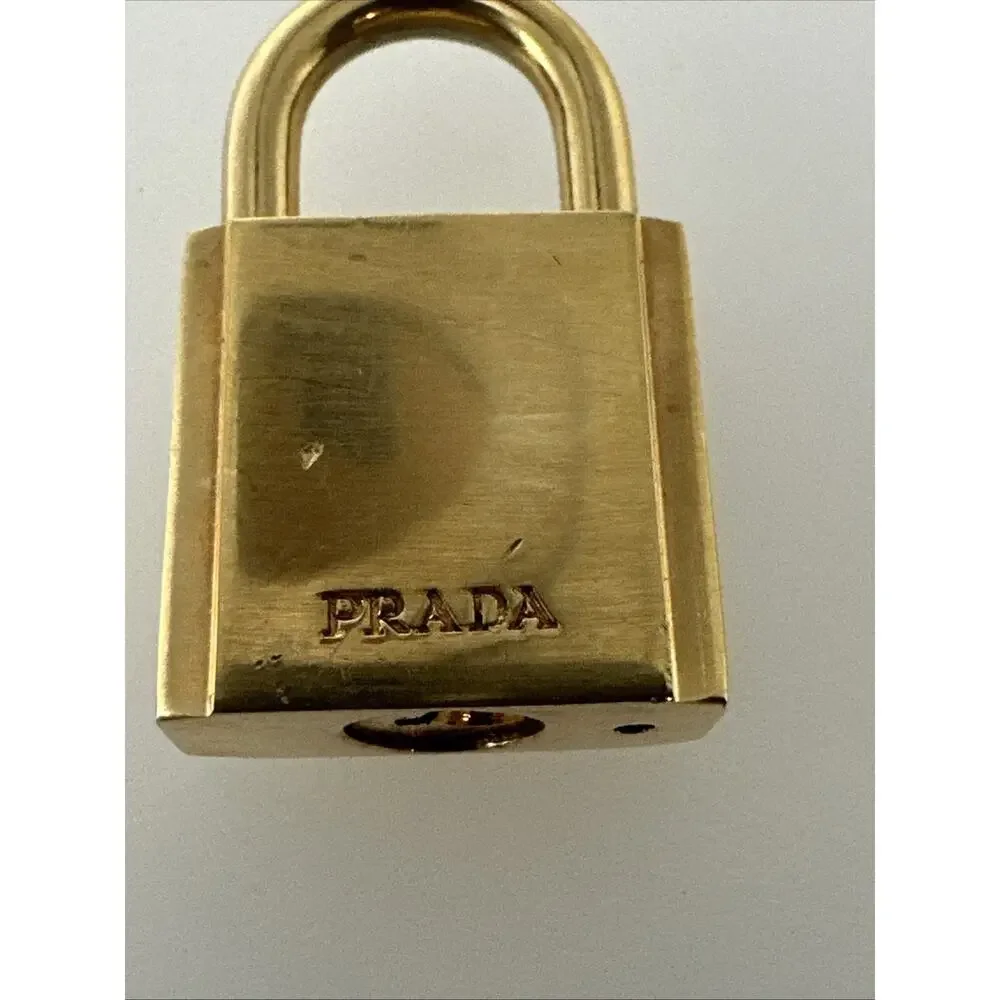 Vintage Prada Padlock For Necklace Or Charm Gold No Key - Picture 5 of 6